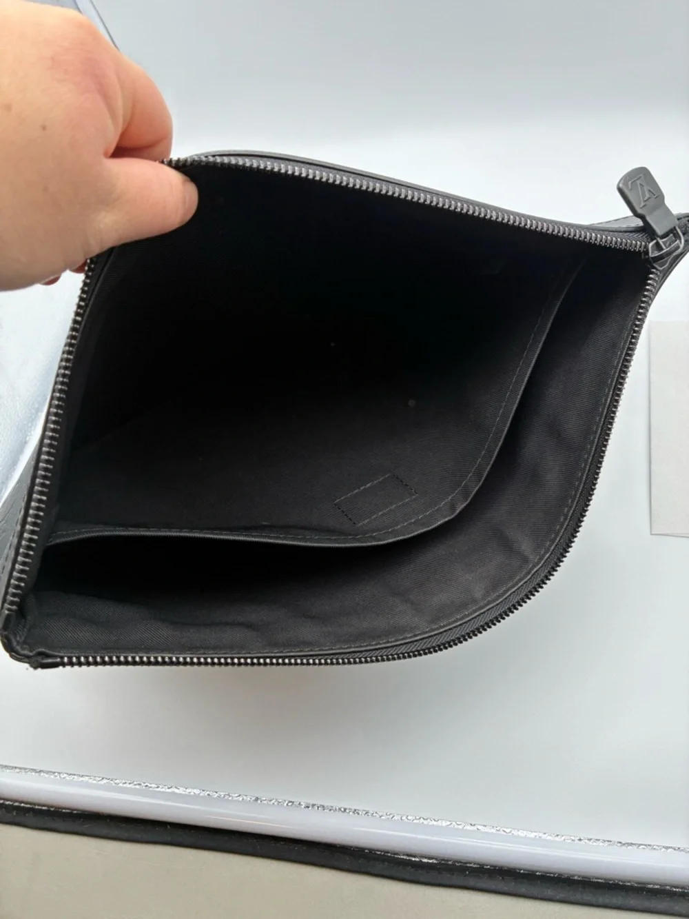 Louis Vuitton Black Monogram Discovery Laptop Pouch pochette w/ COA & dust bag